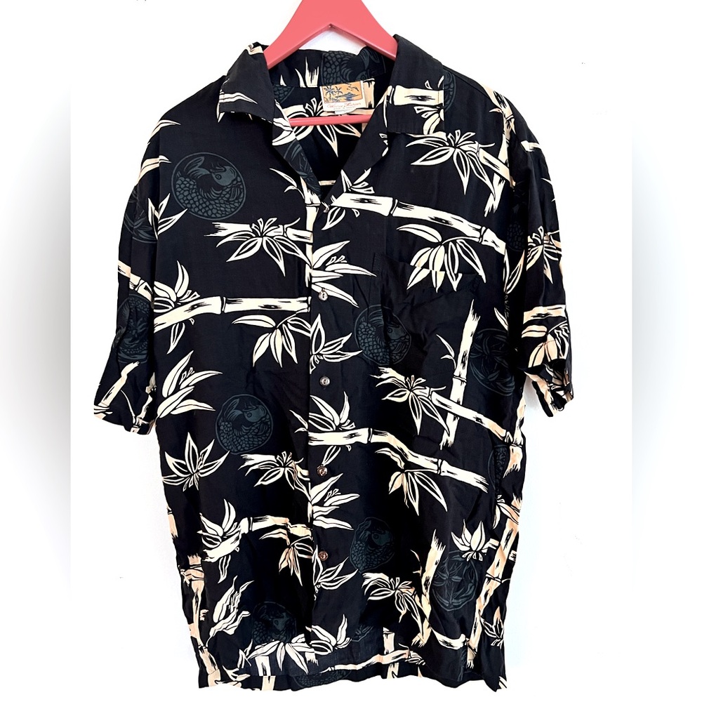 Vintage Winnie Fashion made in Hawaii button up.
